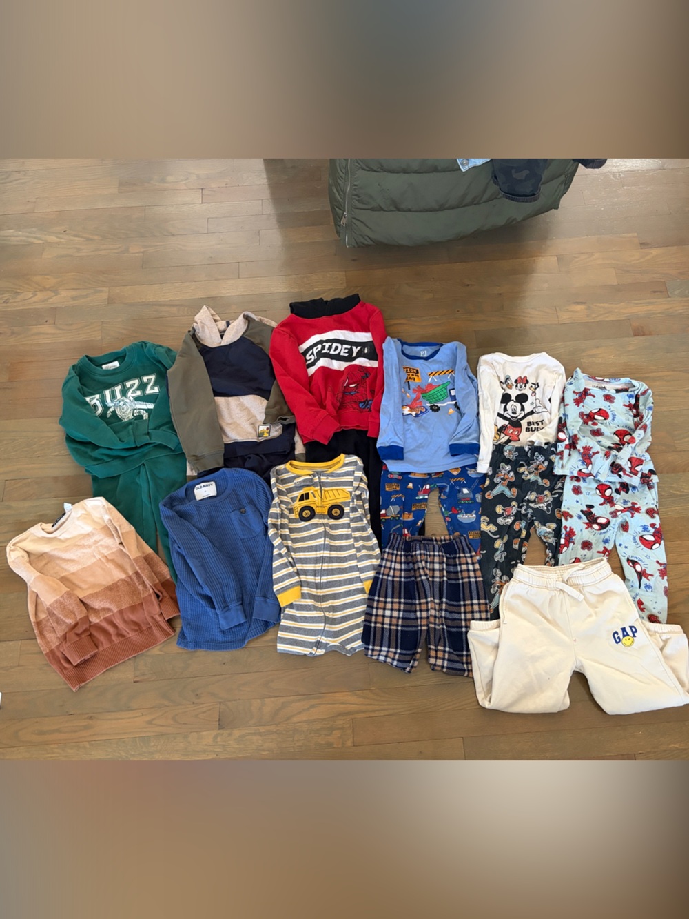 Mixed boys 4T/5T fall/winter Lot of Kids Shirts, Pants & Pajamas - euc